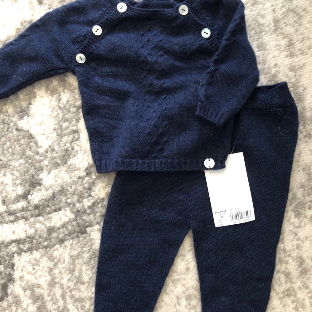AMAZING brand new newborn/1m boy’s Winter outfit